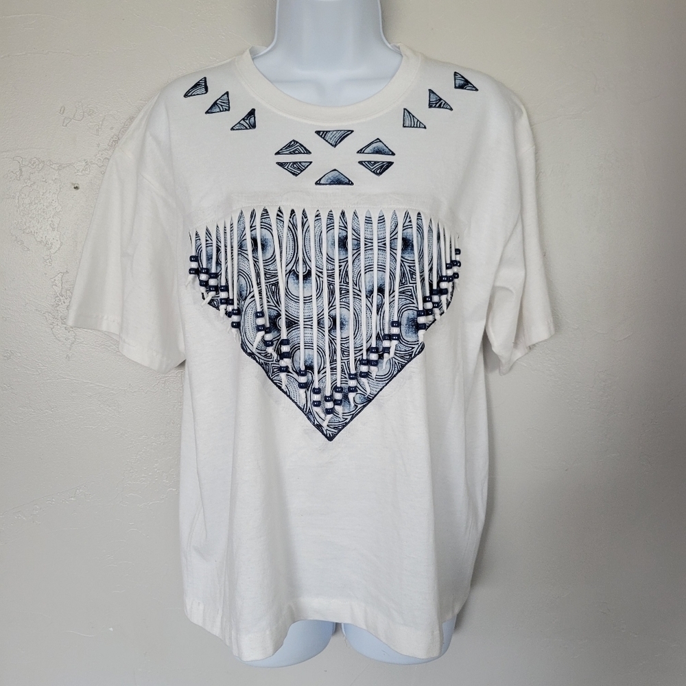 Hanes Vintage NWOT Adult Medium White Short Sleeve T-shirt Beaded Fringe Blue
